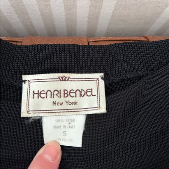 Henri Bendel Vintage 2-piece Pant Suit Black 100% Rayon Size Small Made in Italy - Picture 9 of 10